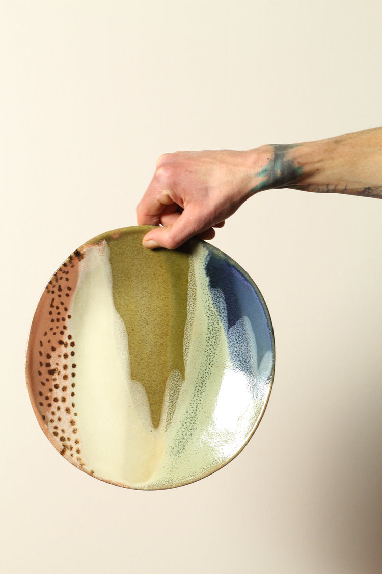 π€ Polka Dot Painter Plate β Large | Offset Ceramic High-Sided Plate in Olive, Blue & Peach | 26cm
