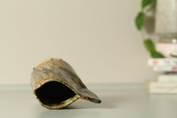 Dripping jug with heart cup