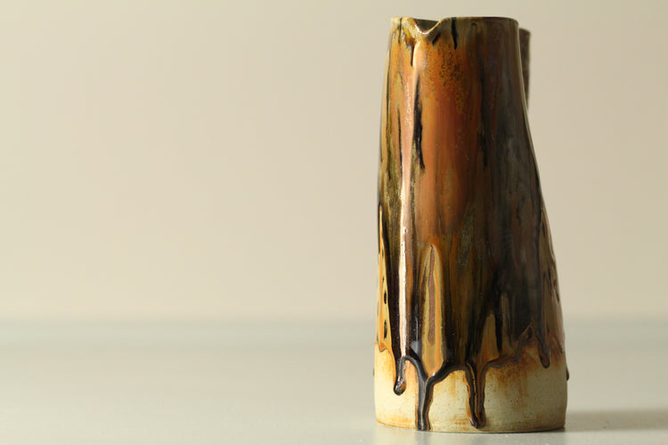 Dripping jug with heart cup