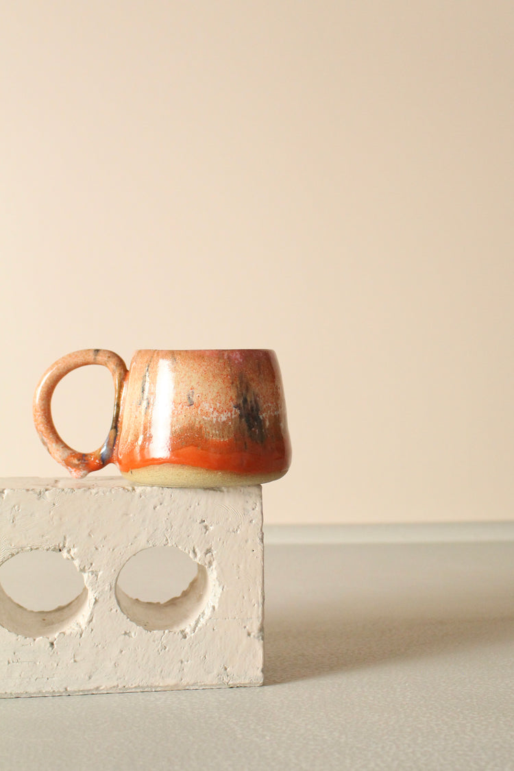 Falling Petticoat orange mug 250ml