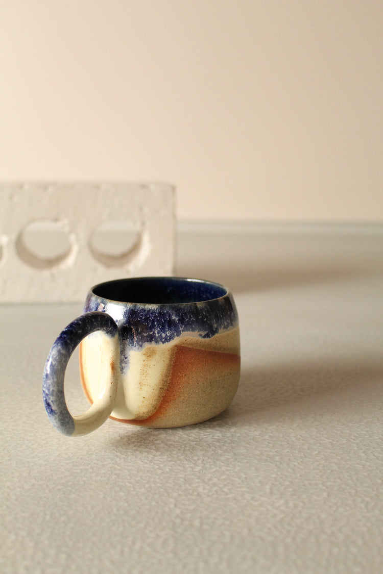 Salted cream and blue mug 250ml 2/2