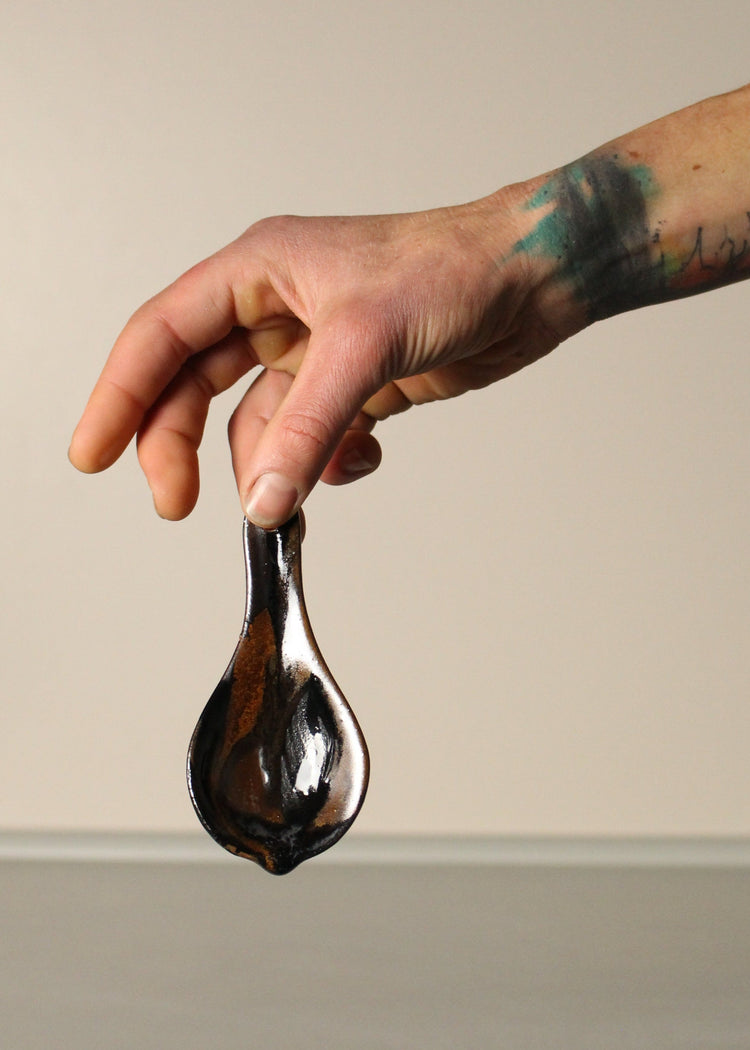 Midnight Ember Scoop – Hand-Built Stoneware by Allthingswhiting