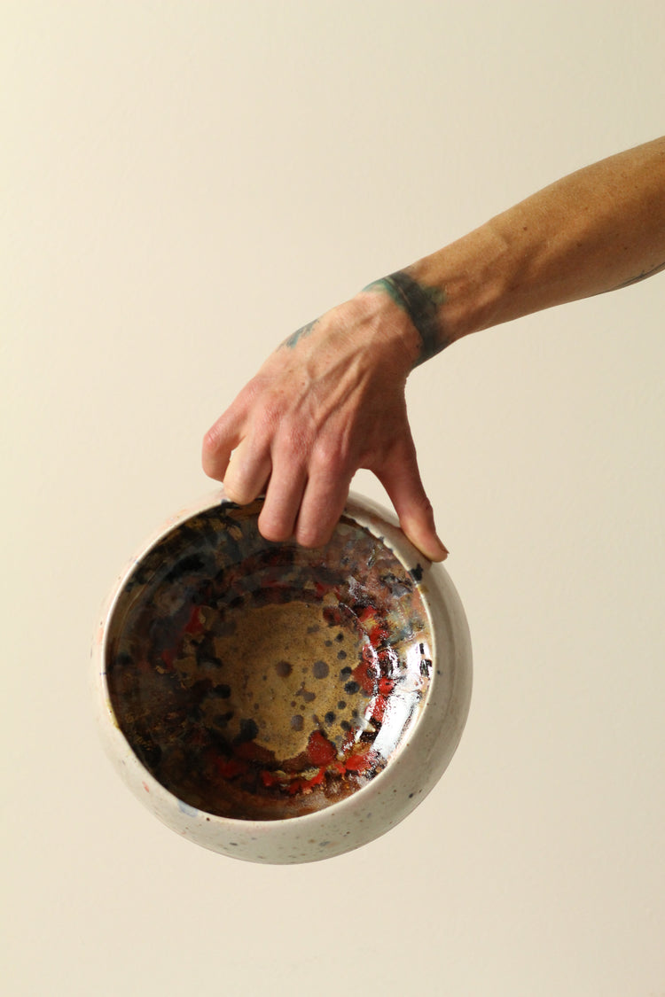 Hundreds n Thousands Large serving bowl