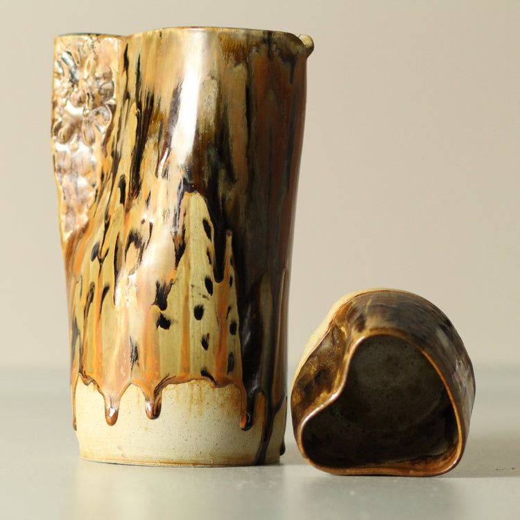 Dripping jug with heart cup