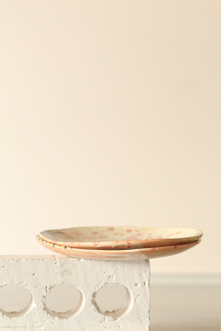 High Sided Plate - Salted Cream with red and rust spots