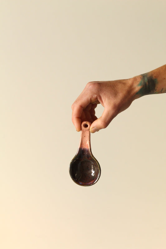 Pink and purple scoop